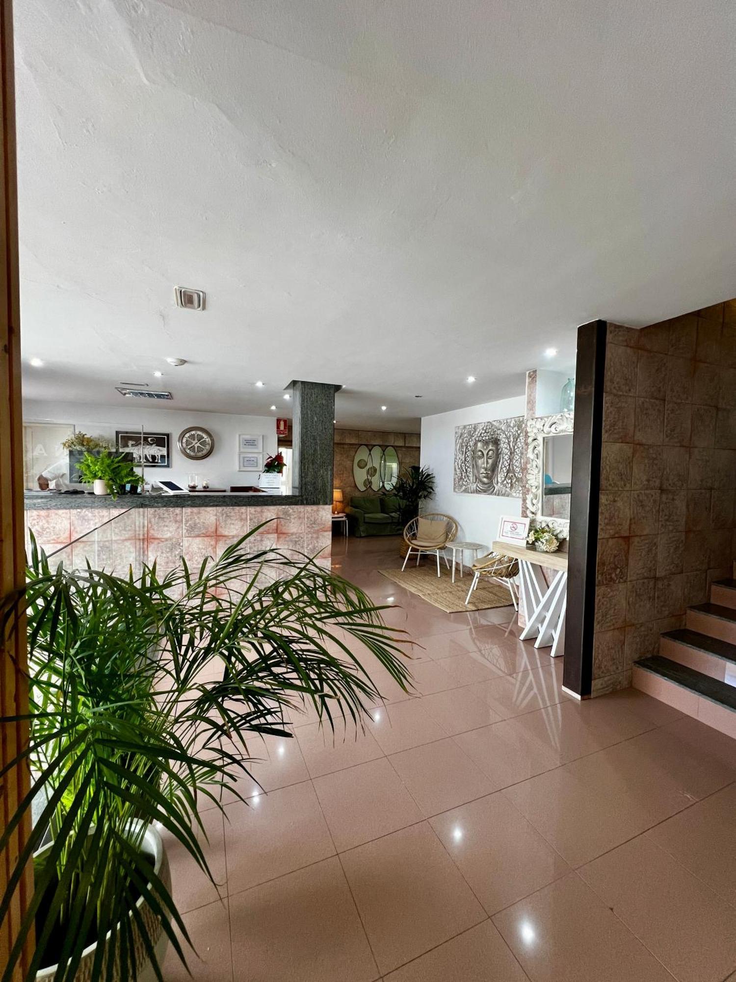 ארסיפה Hostal Residencia Cardona מראה חיצוני תמונה