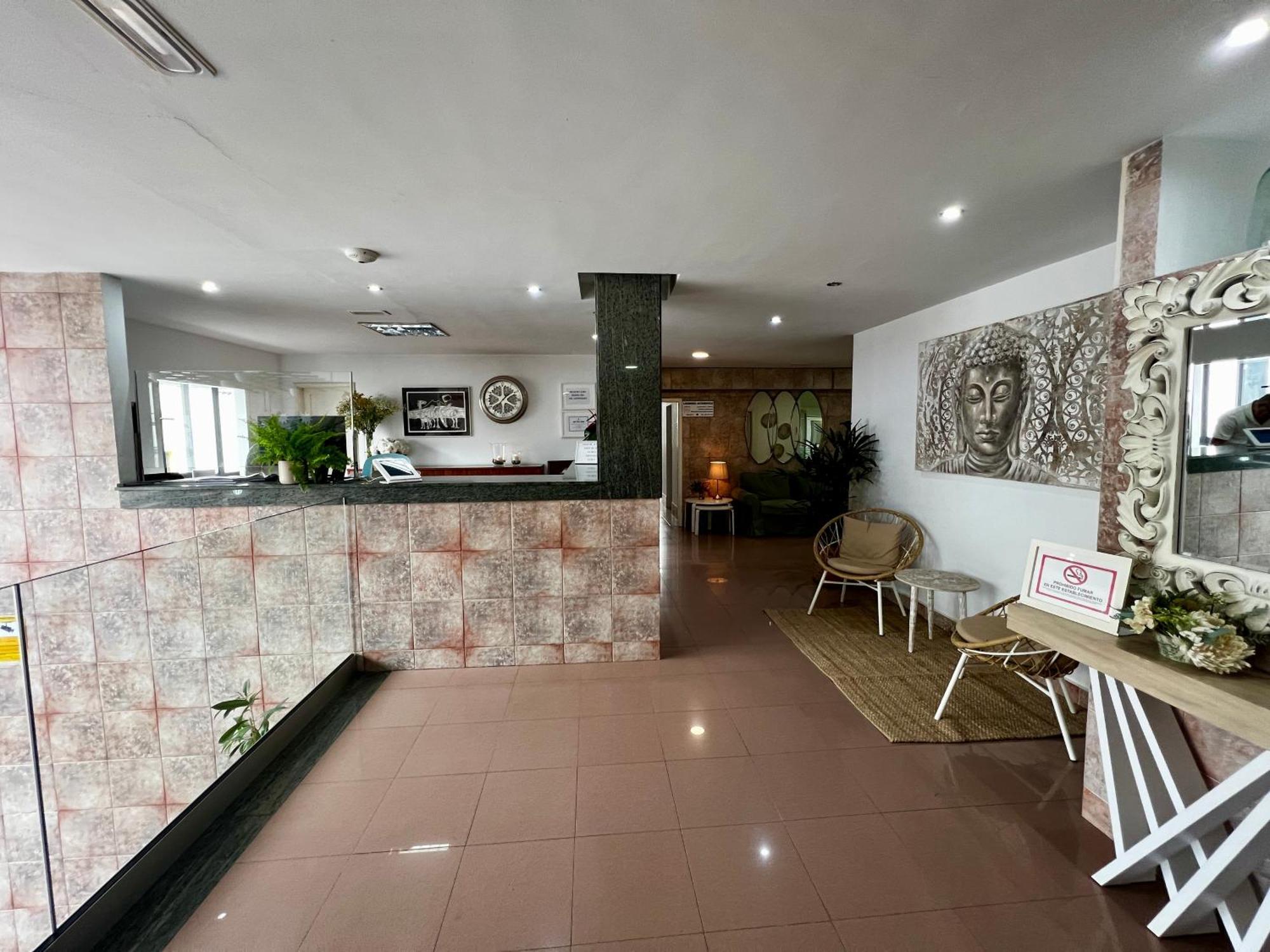 ארסיפה Hostal Residencia Cardona מראה חיצוני תמונה